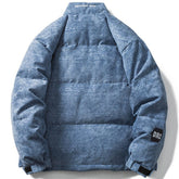 Pufferjacke mit durchgehendem Buchstabendruck
